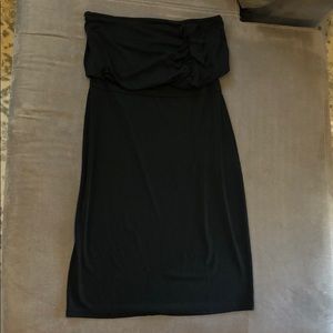 Women’s strapless dress